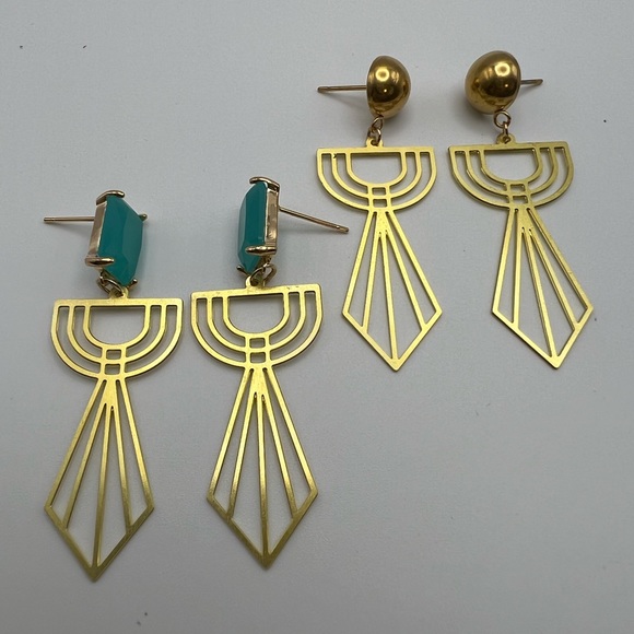 Delicate Flirty Art Deco Brass Earrings- Elegant Delicate Geometric Earrings - Picture 4 of 17